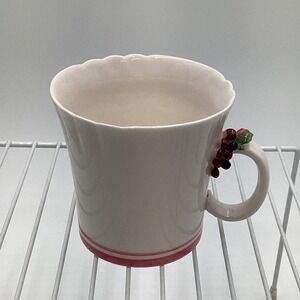 White Ceramic Mug Grape Handle Red Stripe‎ Rim Scalloped Edge